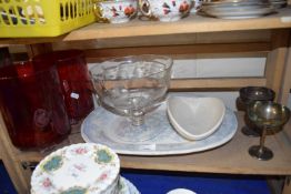 Mixed Lot: Large Asiatic Pheasant pattern meat plate, pedestal glass bowl etc