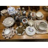 Mixed Lot: Various assorted small porcelain figures, tea wares etc