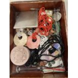 Mixed Lot: Silver plated cigarette case, various assorted costume jewellery and other items