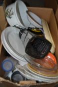 Quantity of assorted kitchen wares to include dinner wares, bake wares,cooking accessories, ramekins
