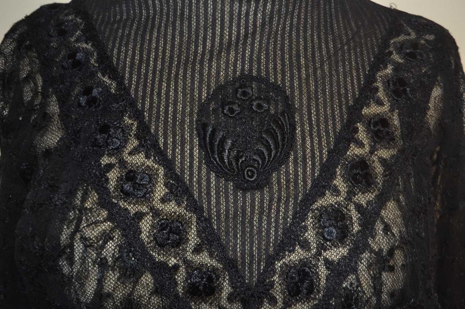A late 19th / early 20th century black lace blouse, with high neck V-panelled front and all over - Image 4 of 6
