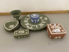 Quantity of Wedgwood Jasper ware items to include trinket boxes, plates etc