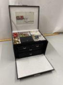 Small jewellery cabinet with drawers containing assorted costume jewellery