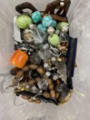 Box of assorted costume jewellery