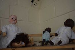 A collection of three vintage dolls to include an Armard Marseille 390 model