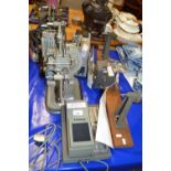 Vintage Camera & Projector Interest - Mixed lot to include a Bell & Howell model 613H silent film