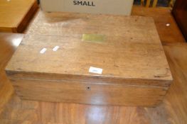 An oak former cutlery box marked Goldsmiths & Silversmiths Company Ltd, 50cm wide