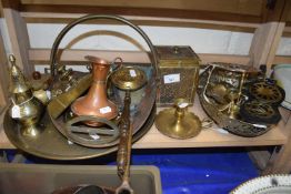 Quantity of assorted brass and other metal wares