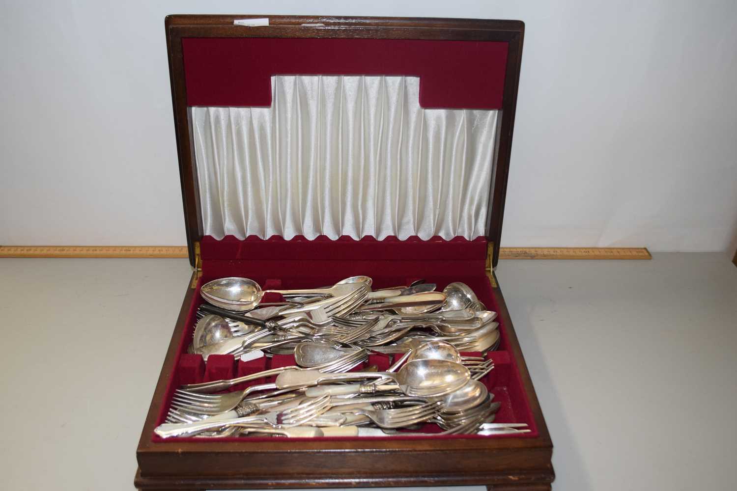 A canteen of various silver plated cutlery