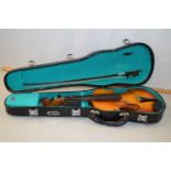 Cased students Lark violin