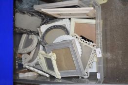 Box mixed picture frames