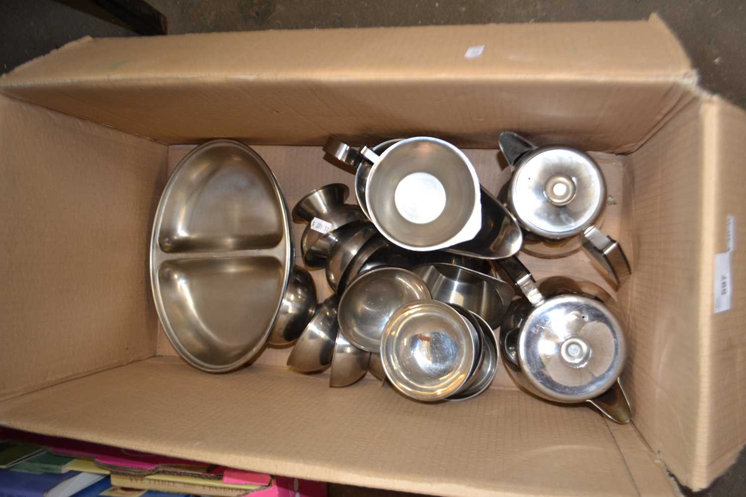 Qty of assorted aluminium kitchen wares, tea wares, dessert dishes etc
