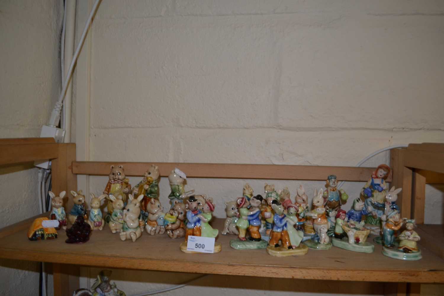 COLLECTION OF SMALL ANIMAL ORNAMENTS