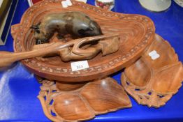 Mixed Lot: Various wooden wares to include carved wooden fruit bowl, figure etc