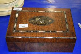 Mahogany jewellery box with mother of pearl inlay decoration (a/f)