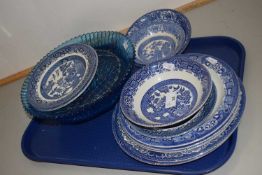 Tray of various Willow pattern dinner wares, blue glass bowl etc