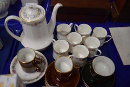 Tray of tea wares to include Paragon Belinda