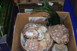 Box of various assorted sea shells, Art Glass fish etc