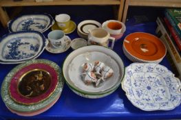 Mixed Lot: Assorted ceramics to include service dishes, tea wares, dinner plates etc