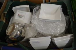 Quantity of Maxwell & Williams white dinner wares