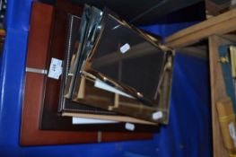 Quantity of assorted photograph and picture frames