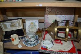 Mixed Lot: Gilt metal lantern, tea wares, ceramics etc