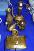 Mixed Lot: Various assorted brass ornaments and other items