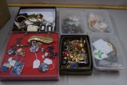 Box of various assorted costume jewellery, small collectables etc