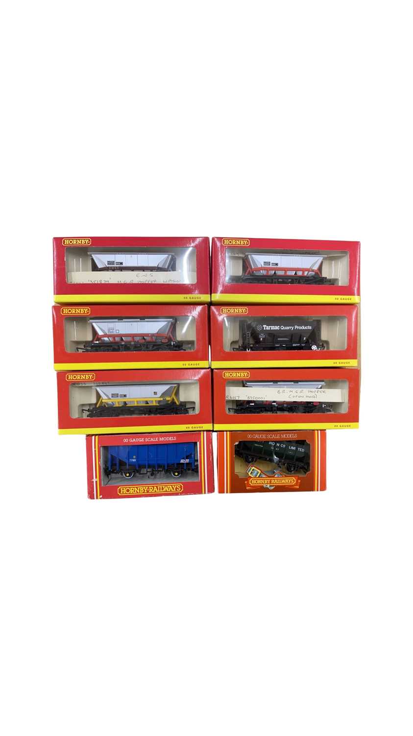 A collection of various boxed Hornby 00 gauge hoppers