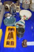 Mixed Lot: Vintage insulated teapot, various ceramics, retro cruet sets etc