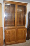 Early 20th Century oak bookcase cabinet, 125cm wide