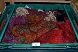 Quantity of mixed wool and knitted items