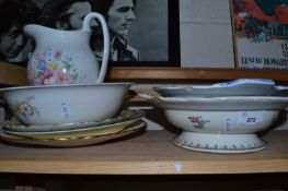 Mixed quantity of floral and blue and white decorated ceramics
