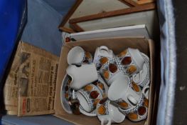 Mixed Lot: Quantity of mid 20th Century tea wares together with framed prints