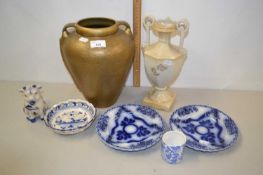 Mixed Lot: Assorted vases, blue and white ceramics etc