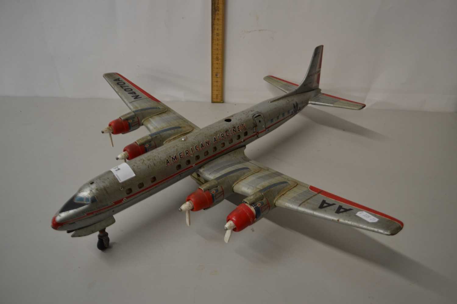 Japanese made model of an American Airlines jet No AA N4070A, fitted with a battery mechanism -