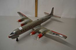 Japanese made model of an American Airlines jet No AA N4070A, fitted with a battery mechanism -