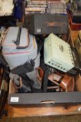Mixed Lot: Various vintage cased cameras to include Halina, Franka and many others