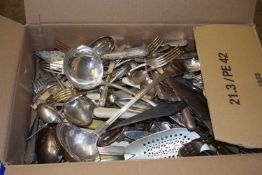 Box of various silver plated cutlery