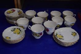 Mixed quantity of floral decorated tea wares