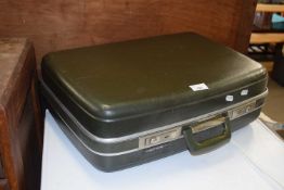Spartanite retro suitcase