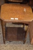 Small early 20th Century oak occassional table on barley twist legs