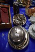 Mixed Lot: Various silver plated serving dishes and other items