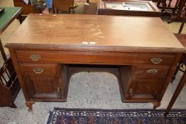 Late Victorian American walnut twin pedestal desk or dressing table, 130cm wide