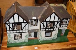 20th Century Tudor style dolls house, 80cm wide