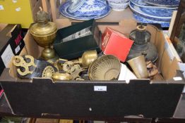 Mixed Lot: Horse brasses, metal wares, oil lamps etc