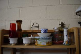 Mixed Lot: Assorted glass, tea wares and other items
