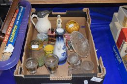Mixed Lot: Assorted ceramics and glass