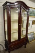 20th Century hardwood framed arch top display cabinet with single drawer base, 99cm wide