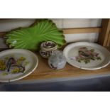 Pair of collectors plates decorated with birds, a Murano glass style vase and other items